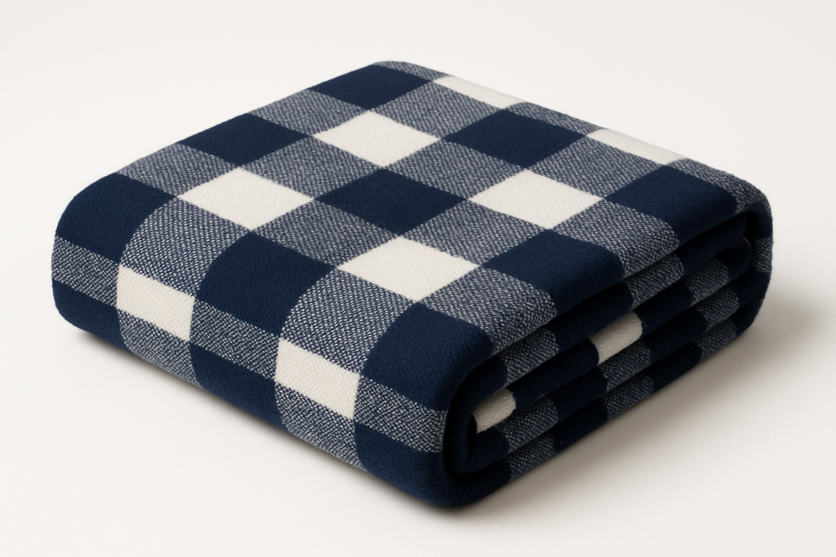 Manta Xadrez Azul Marinho e Branco - Sofá 140x180cm